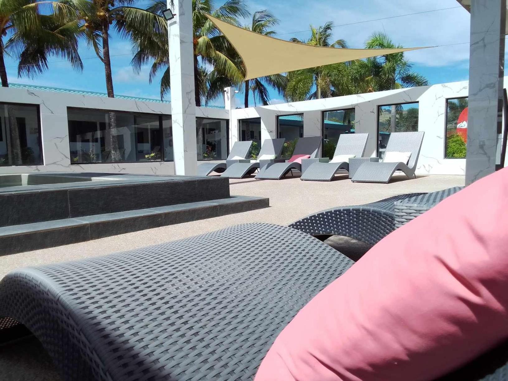 Cave Beach Resort Boutique Luxury Accomodation Dingalan Eksteriør bilde